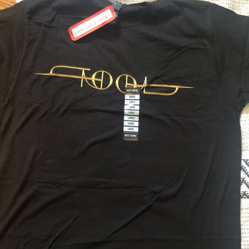 Mens black large TOOL t shirt . From Hot Topic